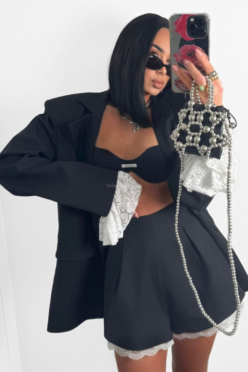 Eleganckie spodenki bombki z koronką na dole La Milla czarne 