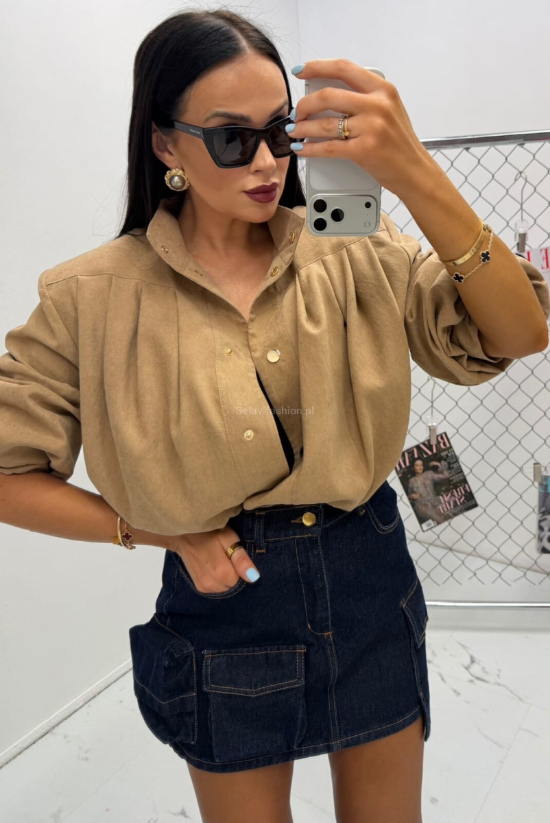 Krótka materiałowa kurtka bomberka La Milla camel 