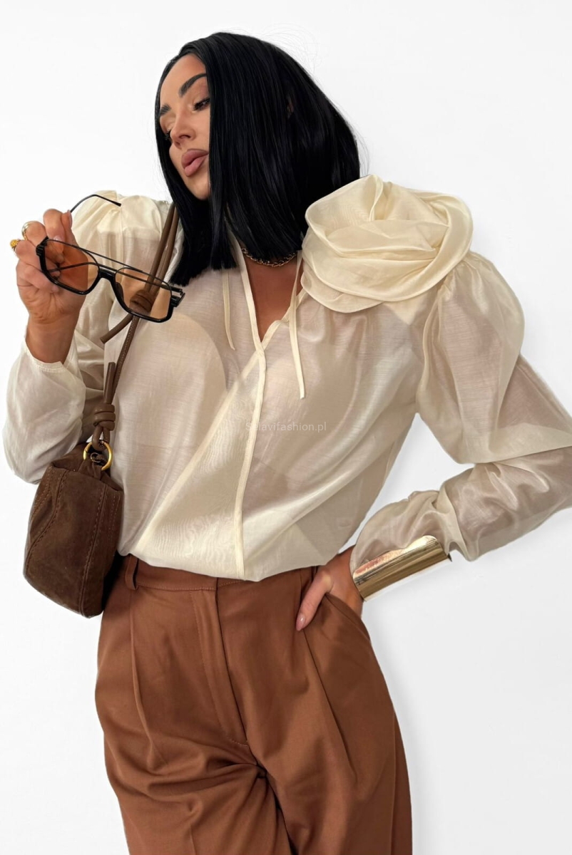 Bluzka koszulowa z różą La Milla beżowa