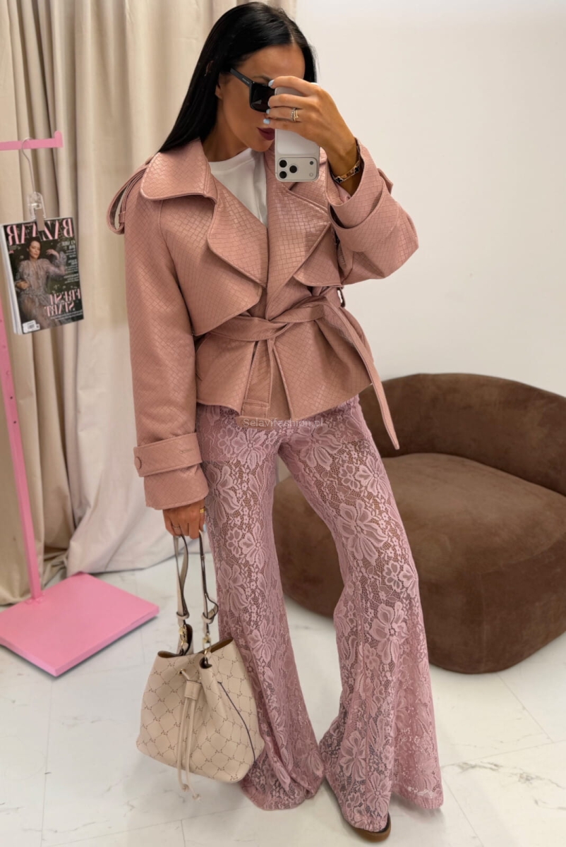 Koronkowe spodnie LaMilla różowe w Selavifashion.pl