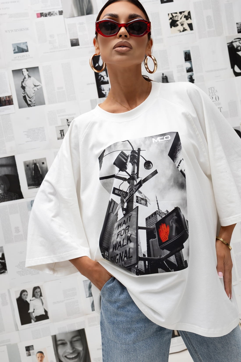 T-Shirt bluzka Wait For Walk Signal Miss City Official biała