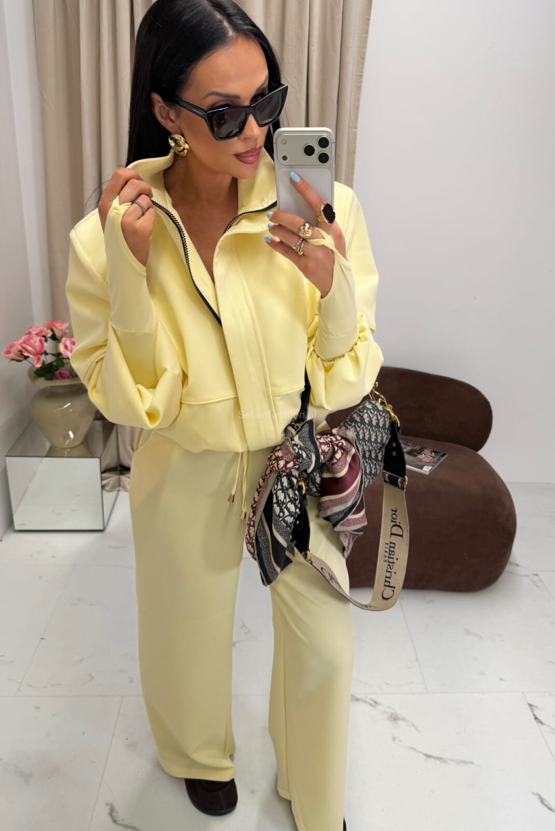 Komplet krótka bomberka i spodnie La Milla żółty