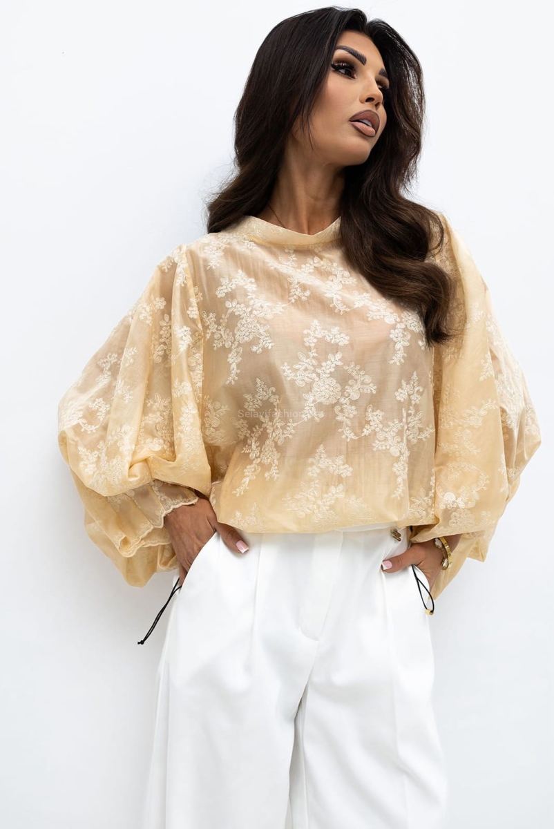 Bluzka kimono AMELIA mgiełka w haftowane kwiaty Lavestino beżowa