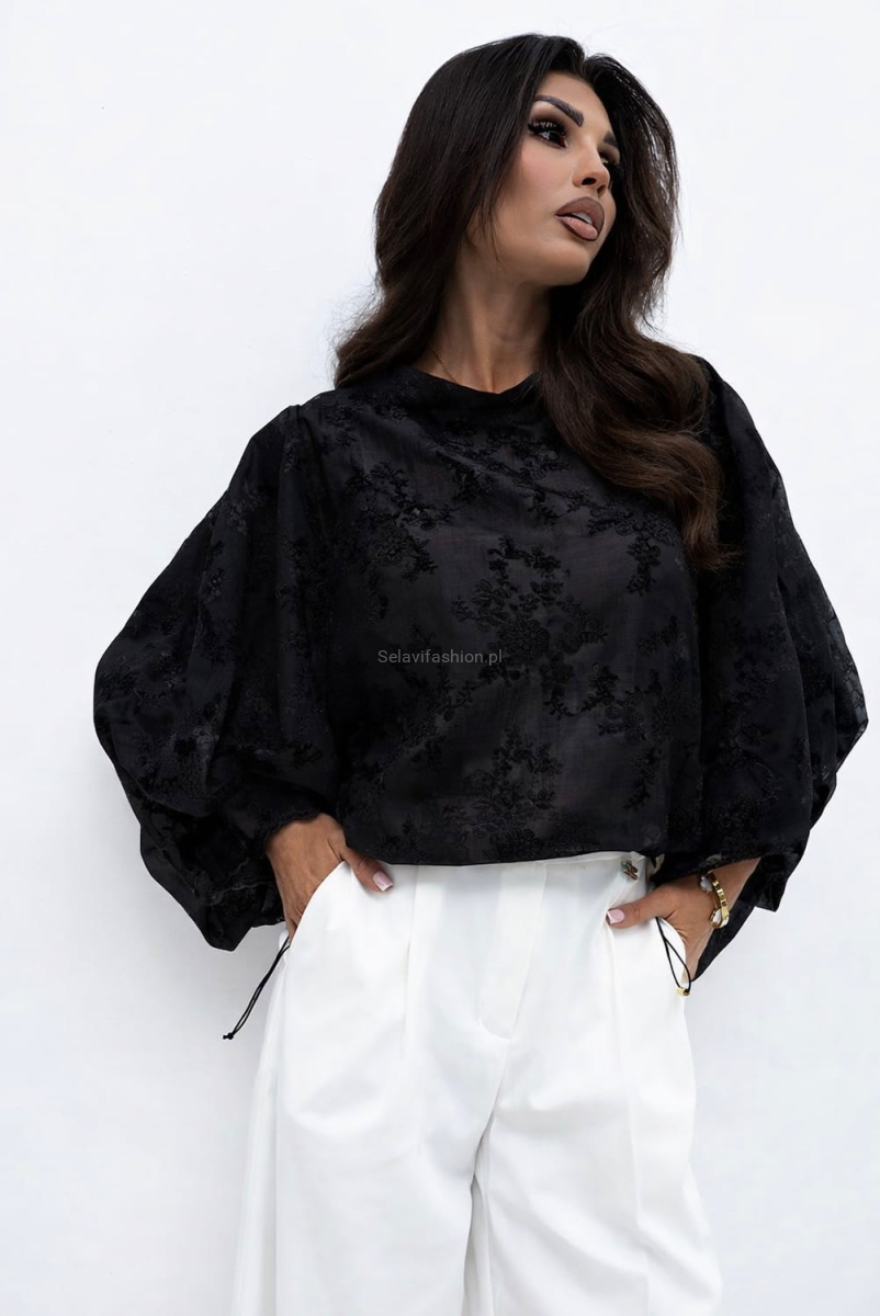 Bluzka kimono AMELIA mgiełka w haftowane kwiaty Lavestino czarna