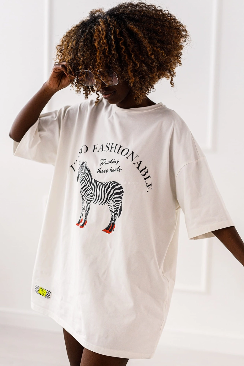 t- shirt z motywem zebry.Długi t-shirt bluzka Safari Miss City biała