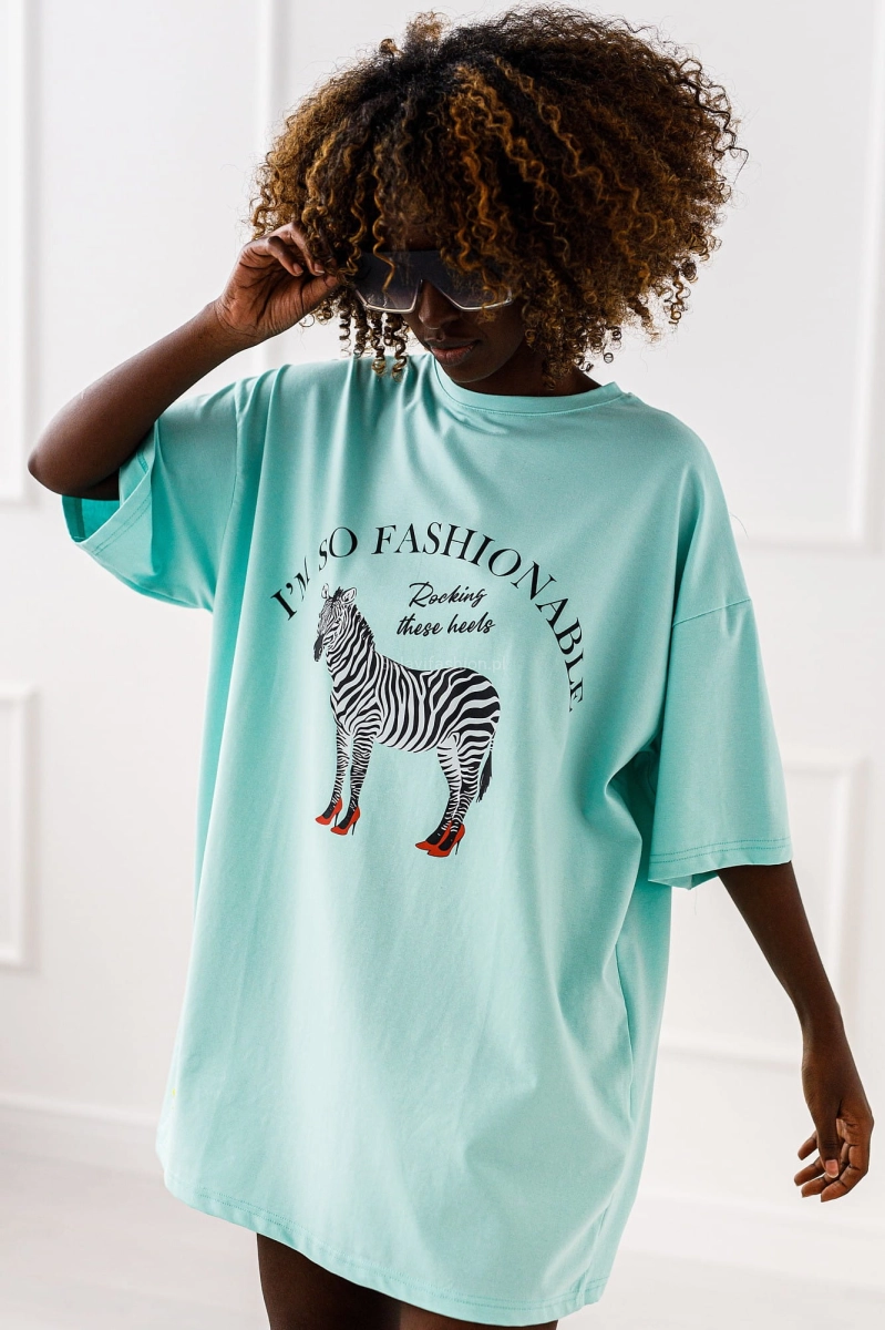 t- shirt z motywem zebry.Długi t-shirt bluzka Safari Miss City