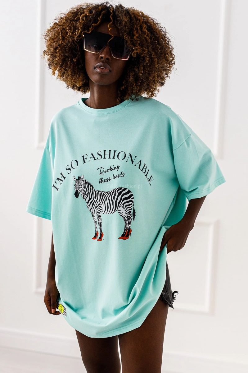 t- shirt z motywem zebry.Długi t-shirt bluzka Safari Miss City