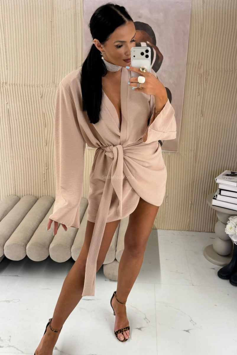 Sukienka wiązana kopertowo La Milla beżowa