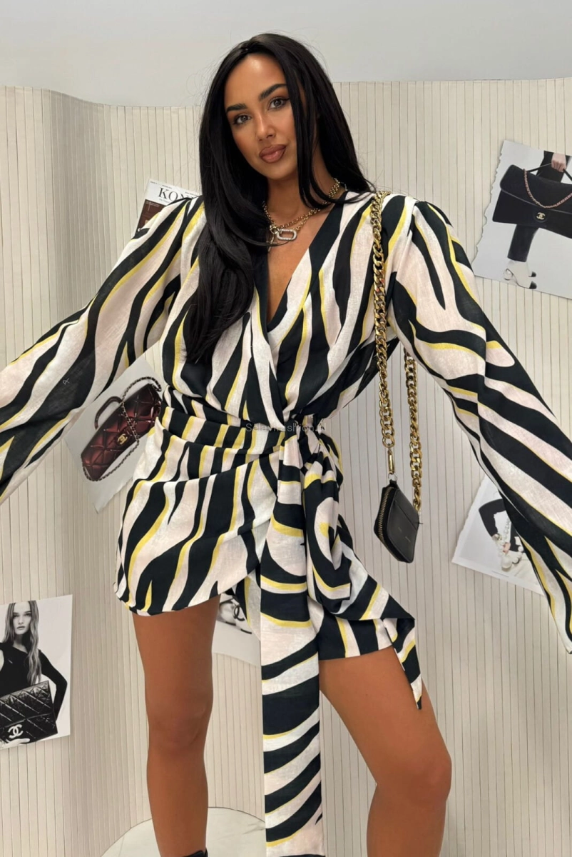 Lniana sukienka wiązana kopertowo Zebra LaMilla biała z żółtym