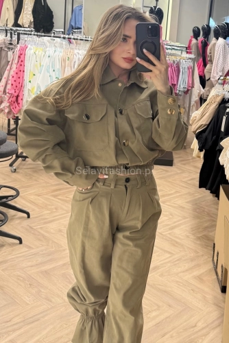 Krótka kurtka z marszczeniem na rękawie Lavestino khaki