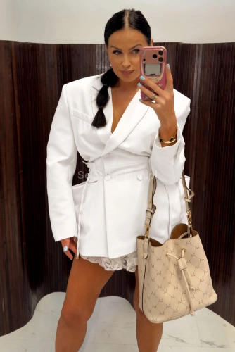 Marynarka z dużymi kieszeniami Rozalia La Milla biała