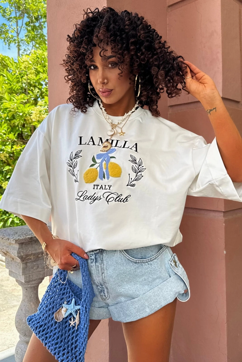 Oversizowy t-shirt bluzka w haftowane cytrynki La Milla biały