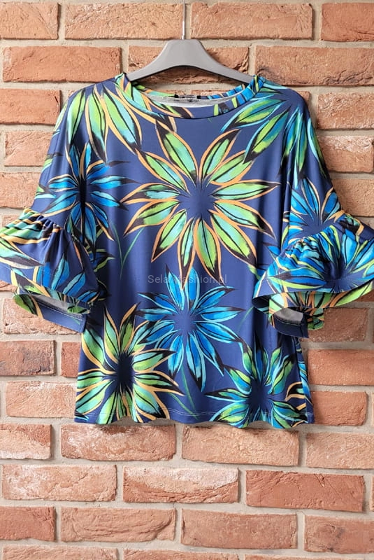 Bluzka z usztywnianymi rękawami Minouu niebieska w Selavifashion.pl