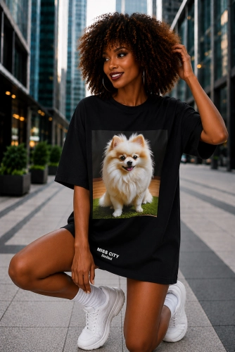 Długi t-shirt bluzka piesek Szpic Miss City czarny