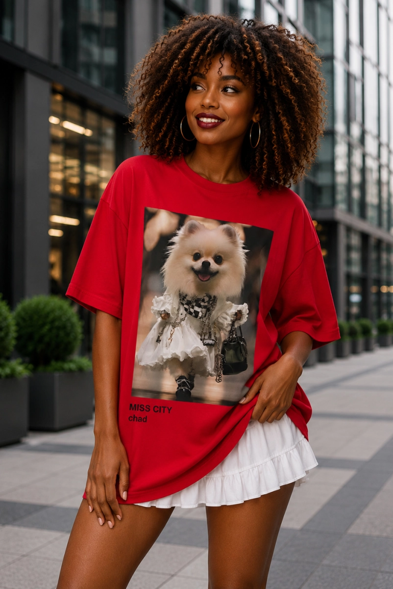 Długi t-shirt bluzka Szpic Pomeranian Miss City czerwony