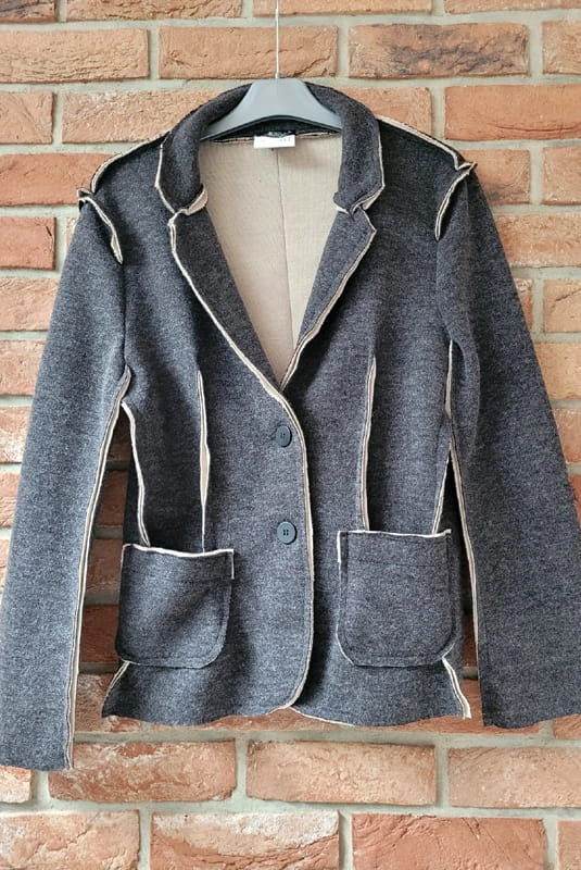 Marynarka dzianinowa Minouu szara w Selavifashion.pl