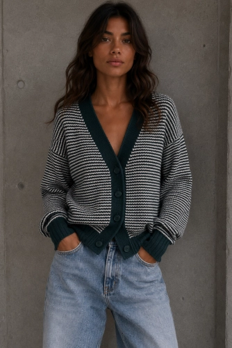 Dzianinowy sweter DUET Simplicity zielony
