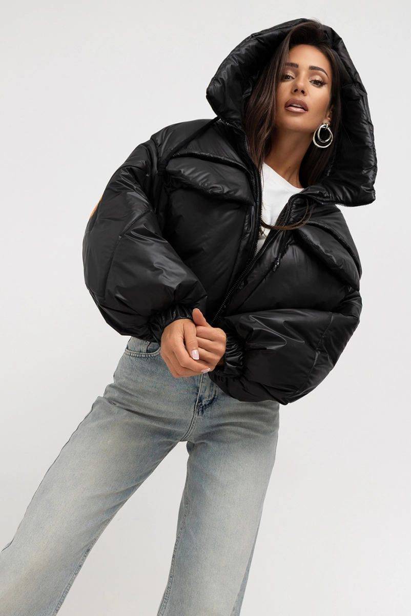 Krótka kurtka z kapturem Street Icon Puffer Miss City Official czarna