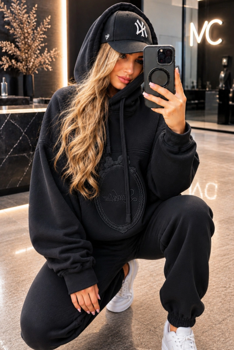 Bluza z kapturem z logo Lavestino czarna