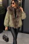 Kurtka puchowa premium z obszernym obszyciem khaki