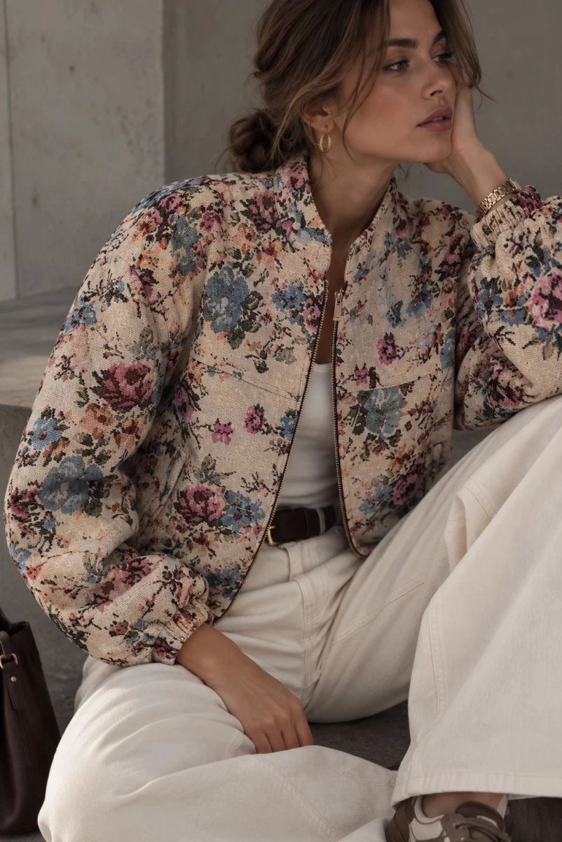 Kurtka Bloom w kwiaty Simplicity beż błękit róż
