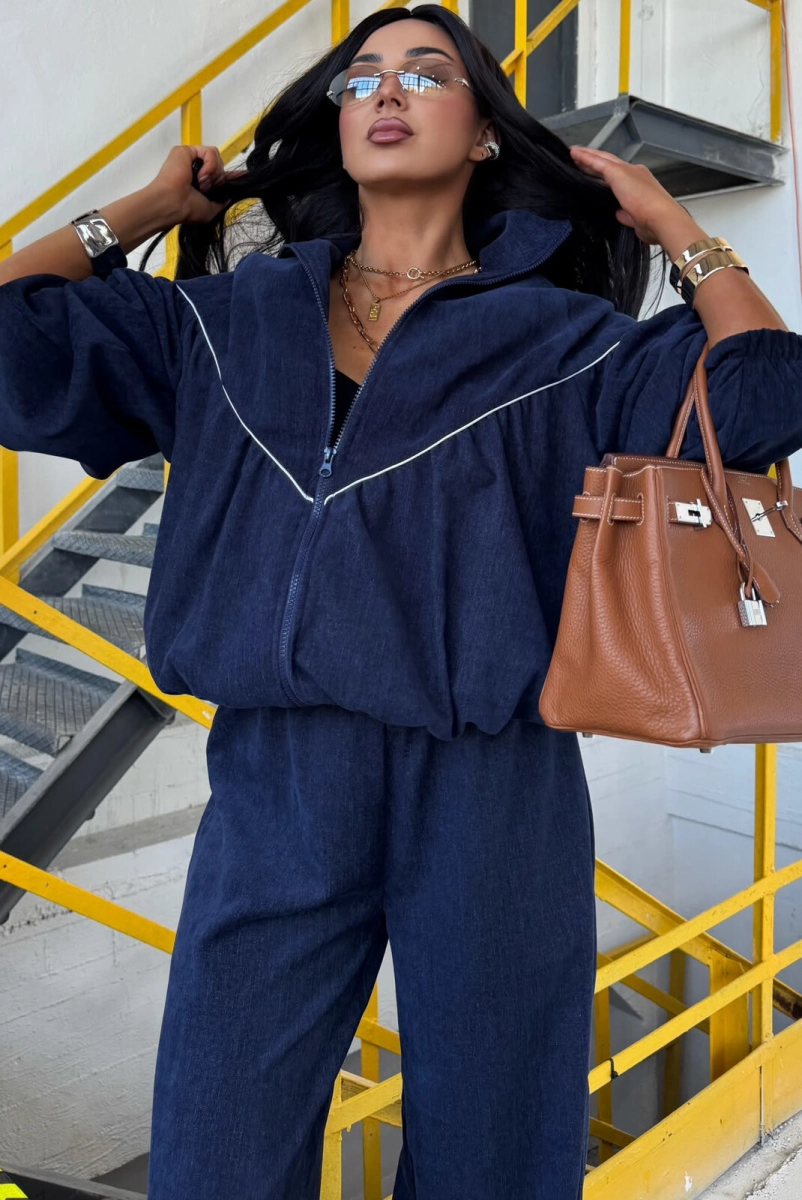 Komplet dres z milutkiej tkaniny bluza i spodnie La Milla granatowy
