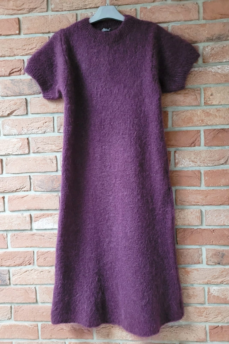 Moherowa dzianinowa sukienka Minouu w Selavifashion.pl